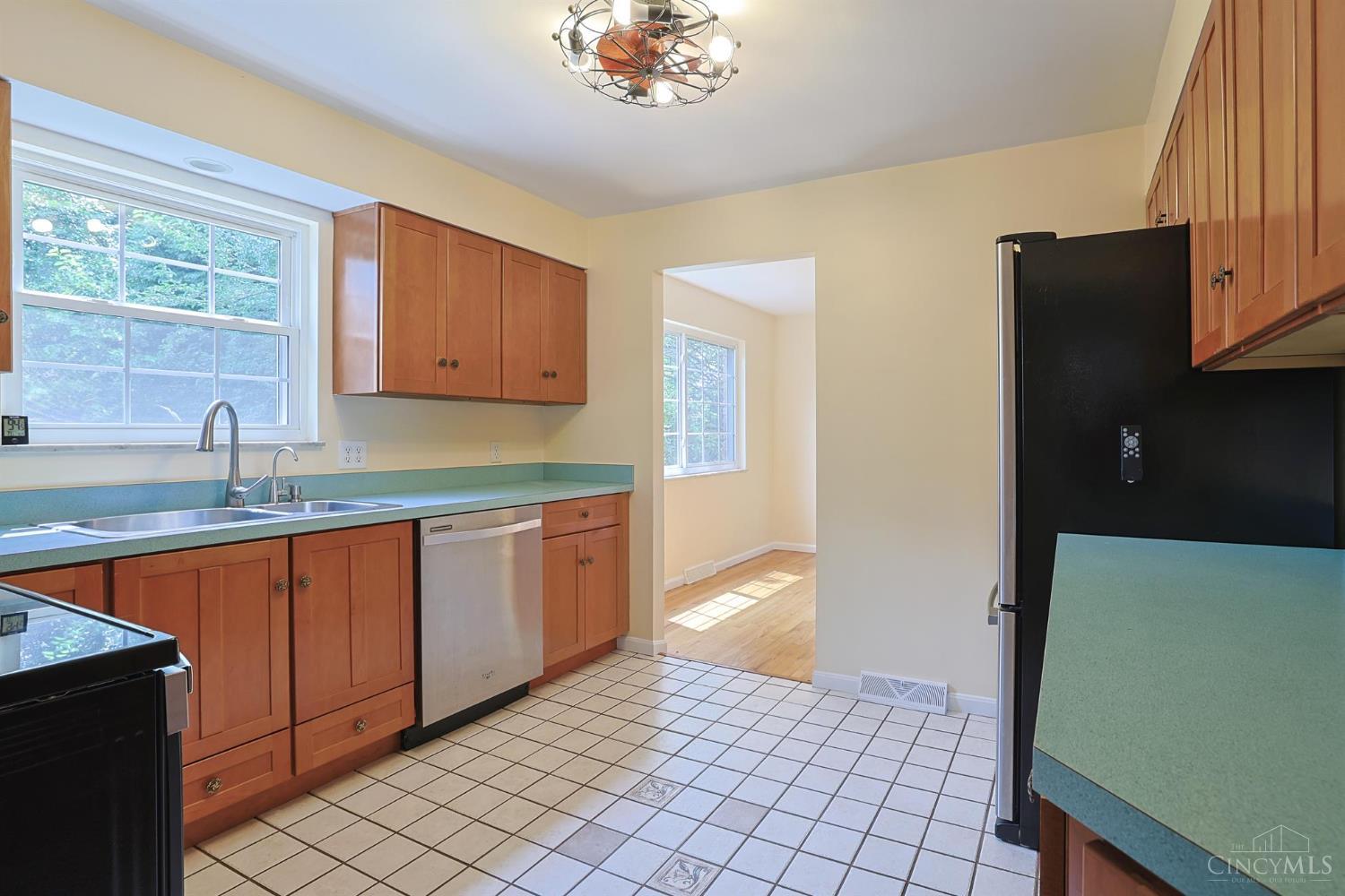 E 6993 Galbraith Road Property Photo 18