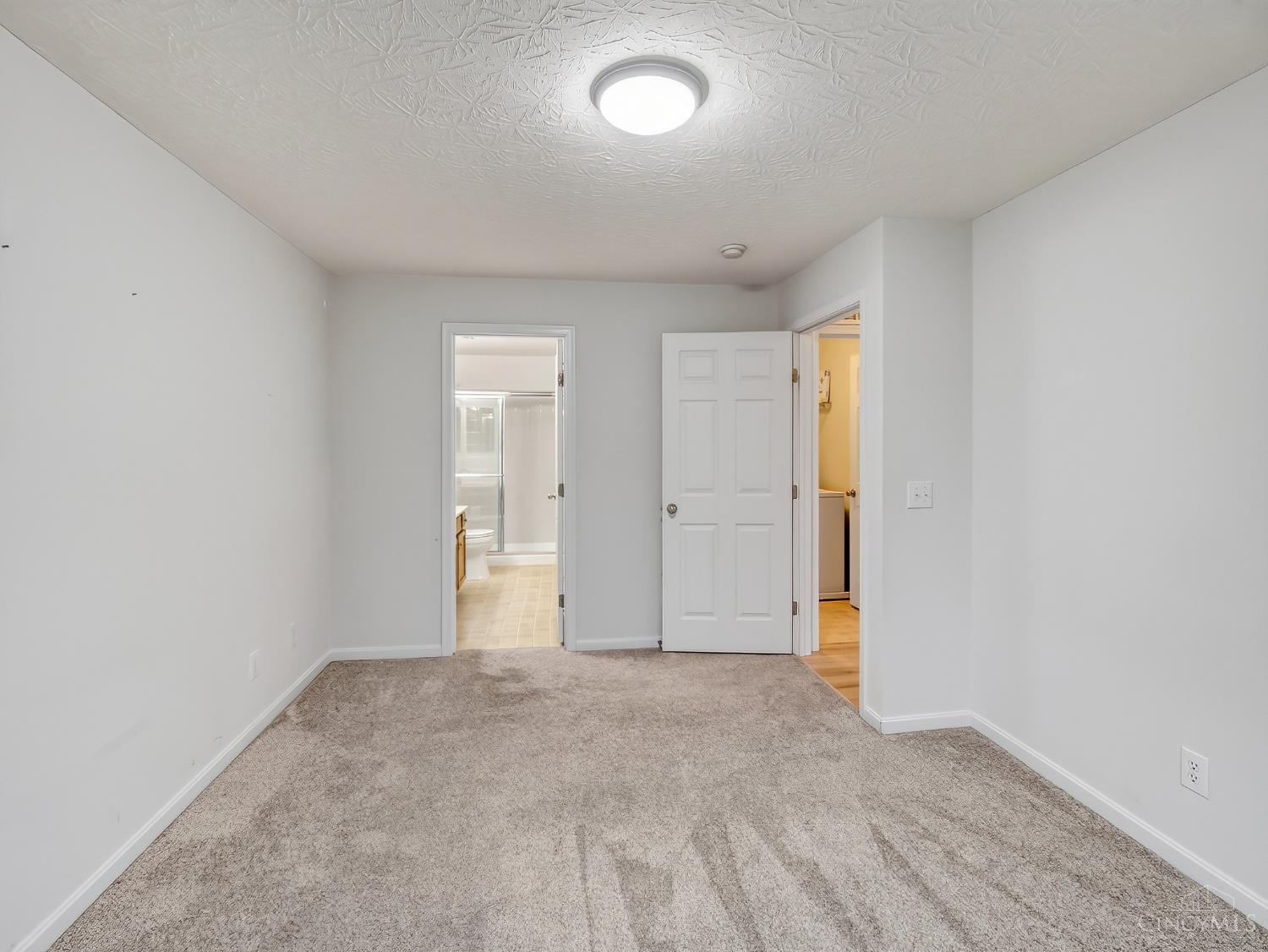954 Crossing Pointe Property Photo 23