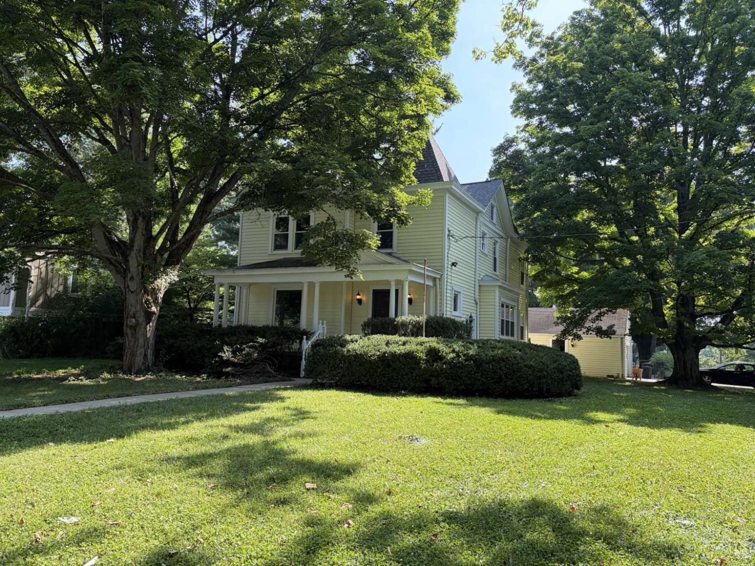 1078 Birney Lane Property Photo 1