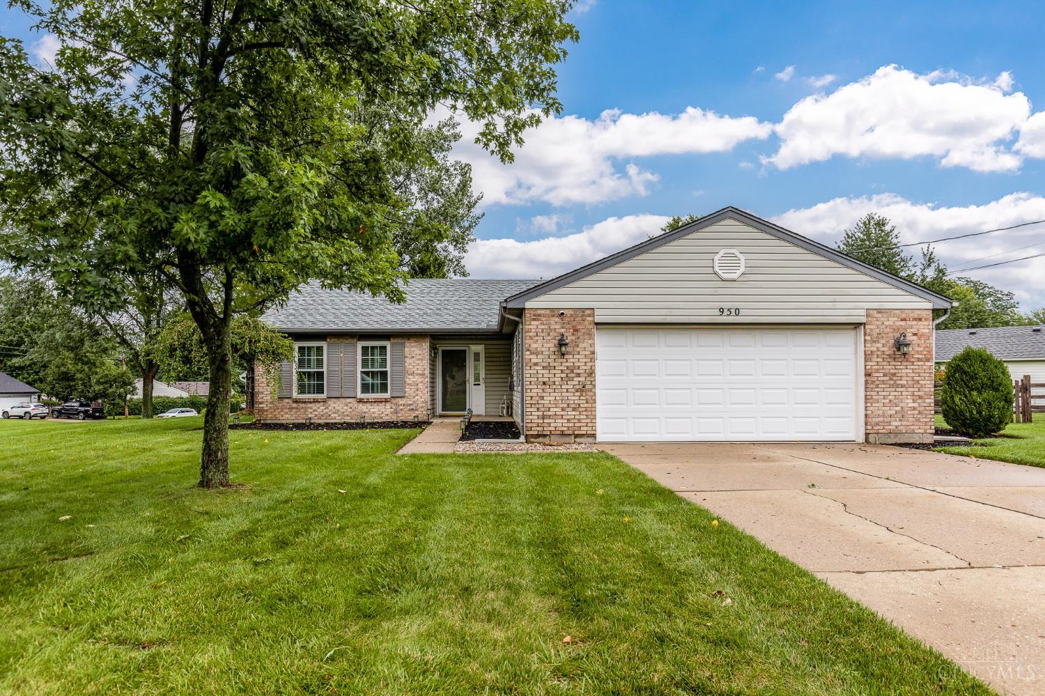 950 Red Fox Court Property Photo 1