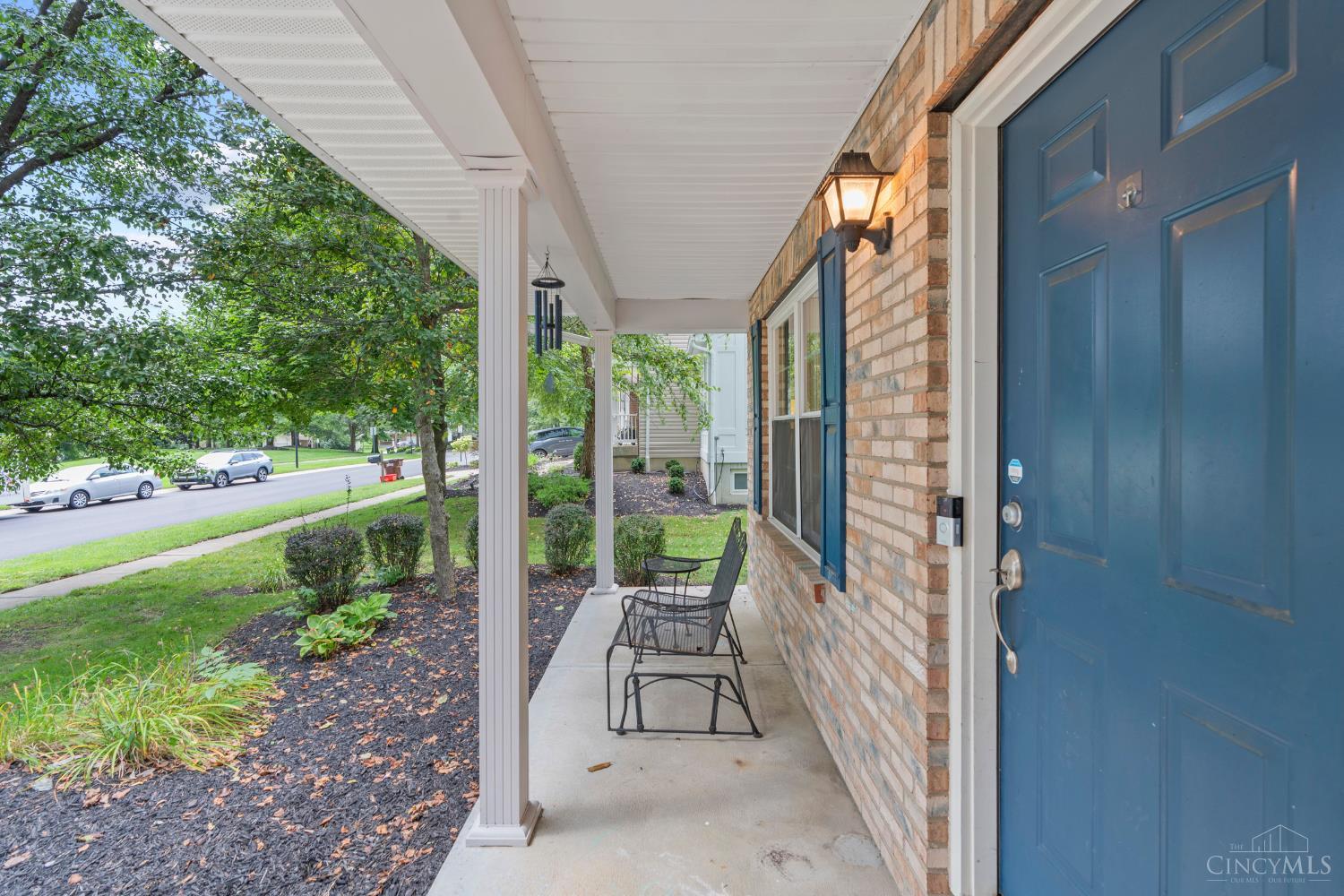 728 Oak Forest Drive Property Photo 9