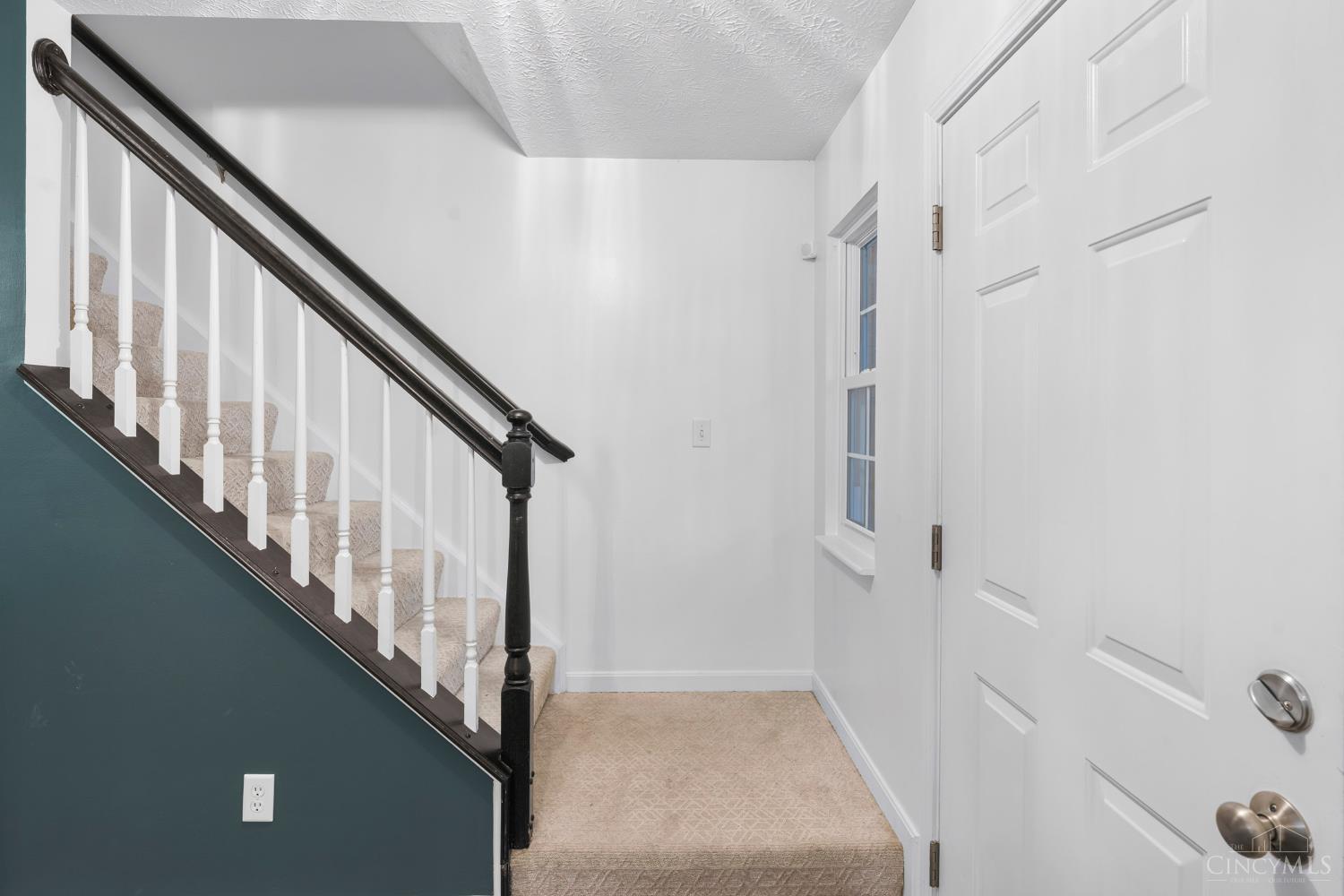 728 Oak Forest Drive Property Photo 10