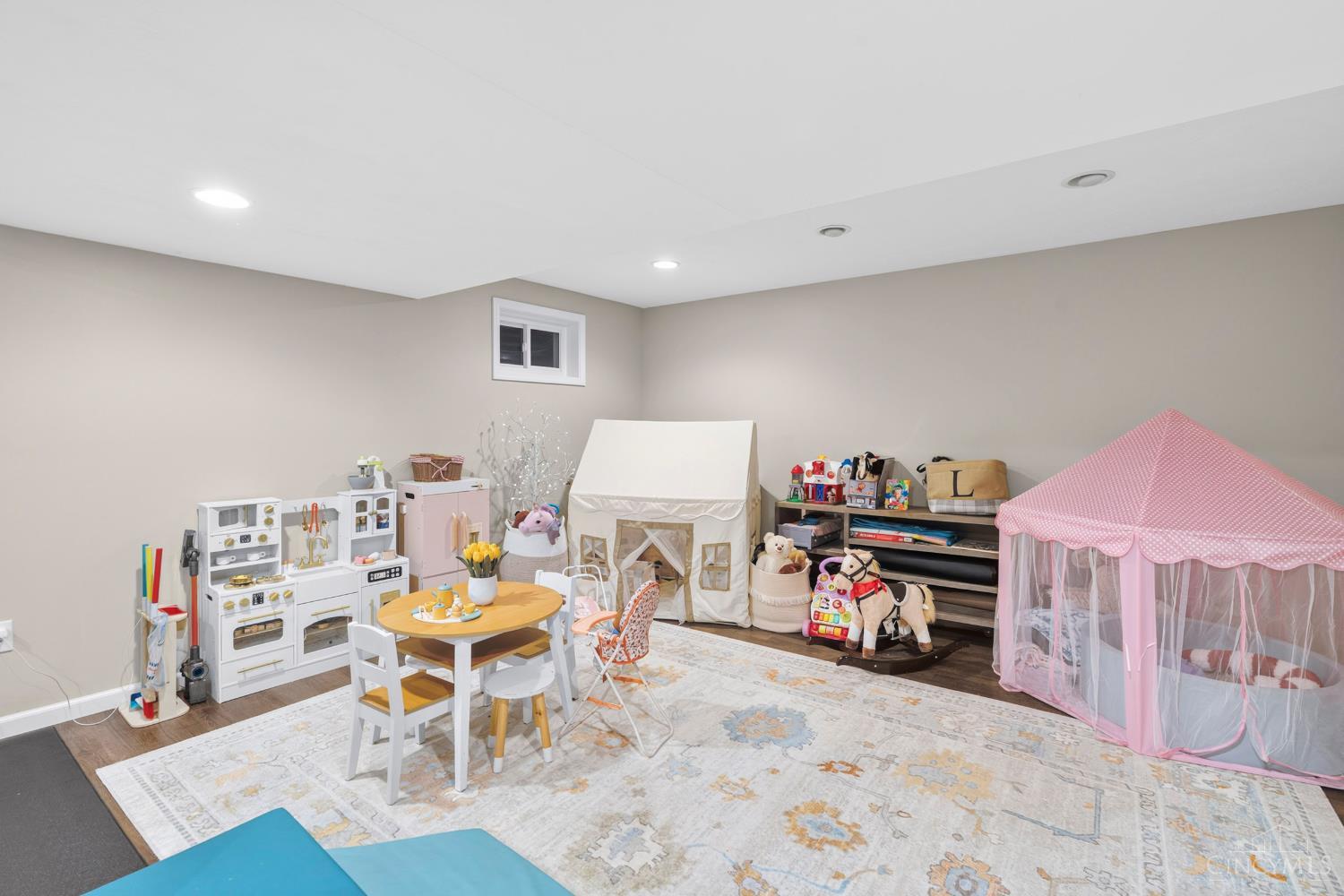 728 Oak Forest Drive Property Photo 45