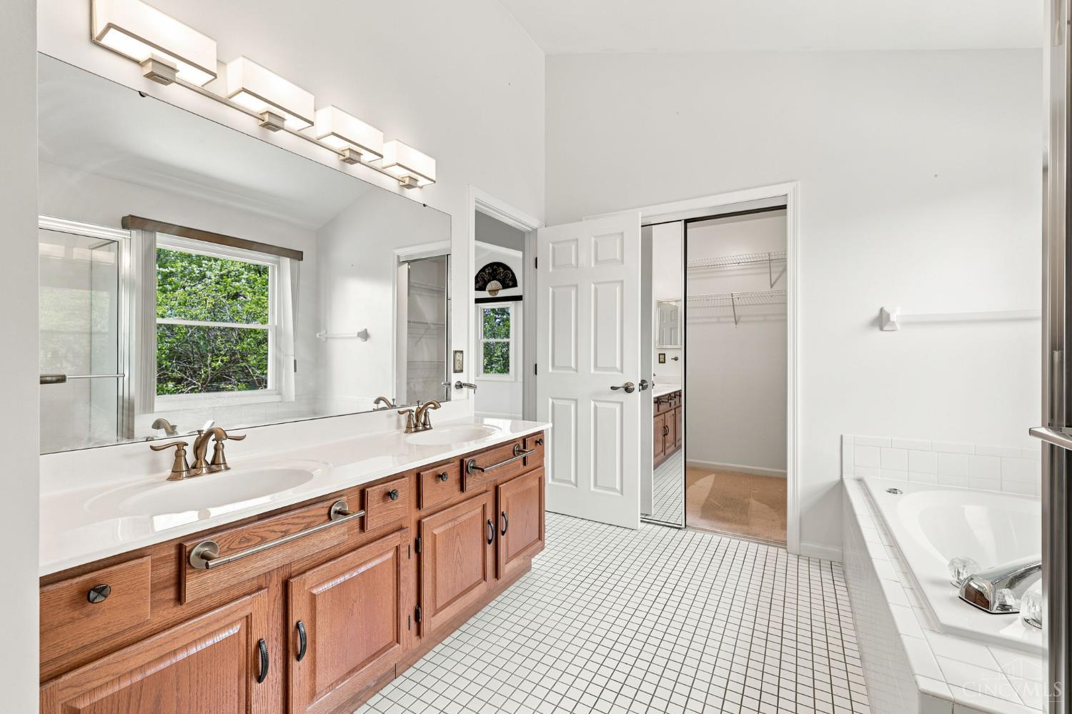 8042 Quail Meadow Lane Property Photo 30