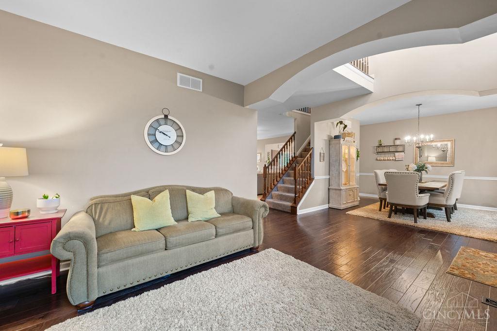 7378 Airy View Drive Property Photo 7