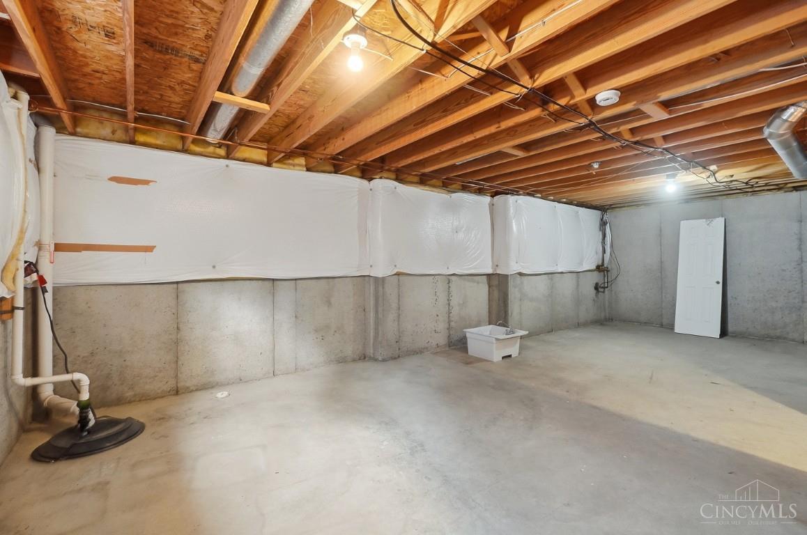 1325 Tecumseh Drive Property Photo 47