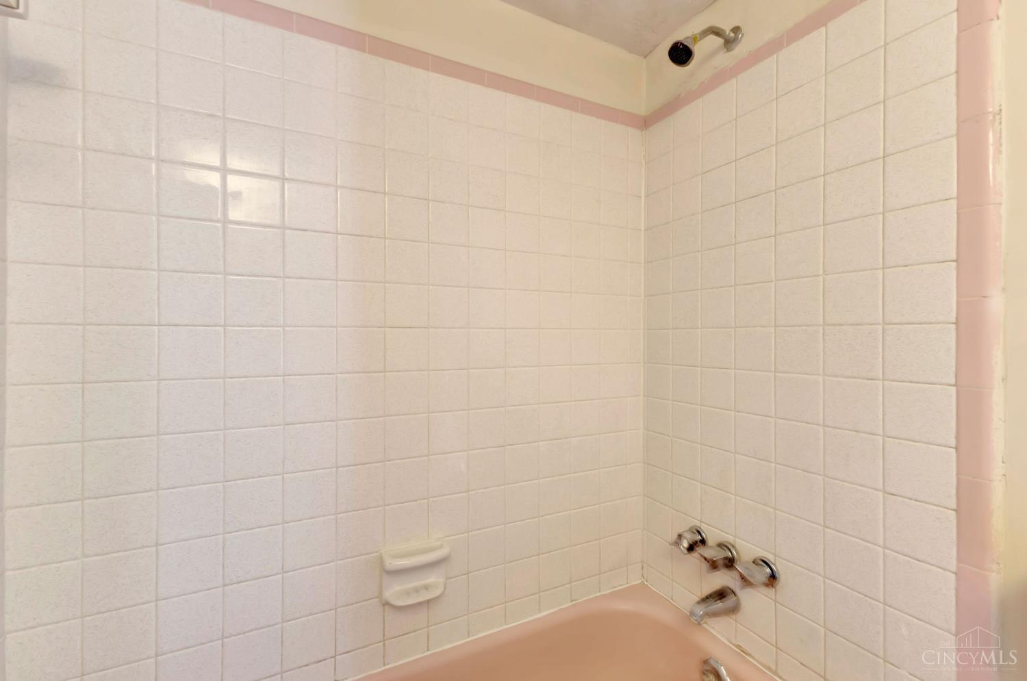 3331 Parkcrest Lane Property Photo 17