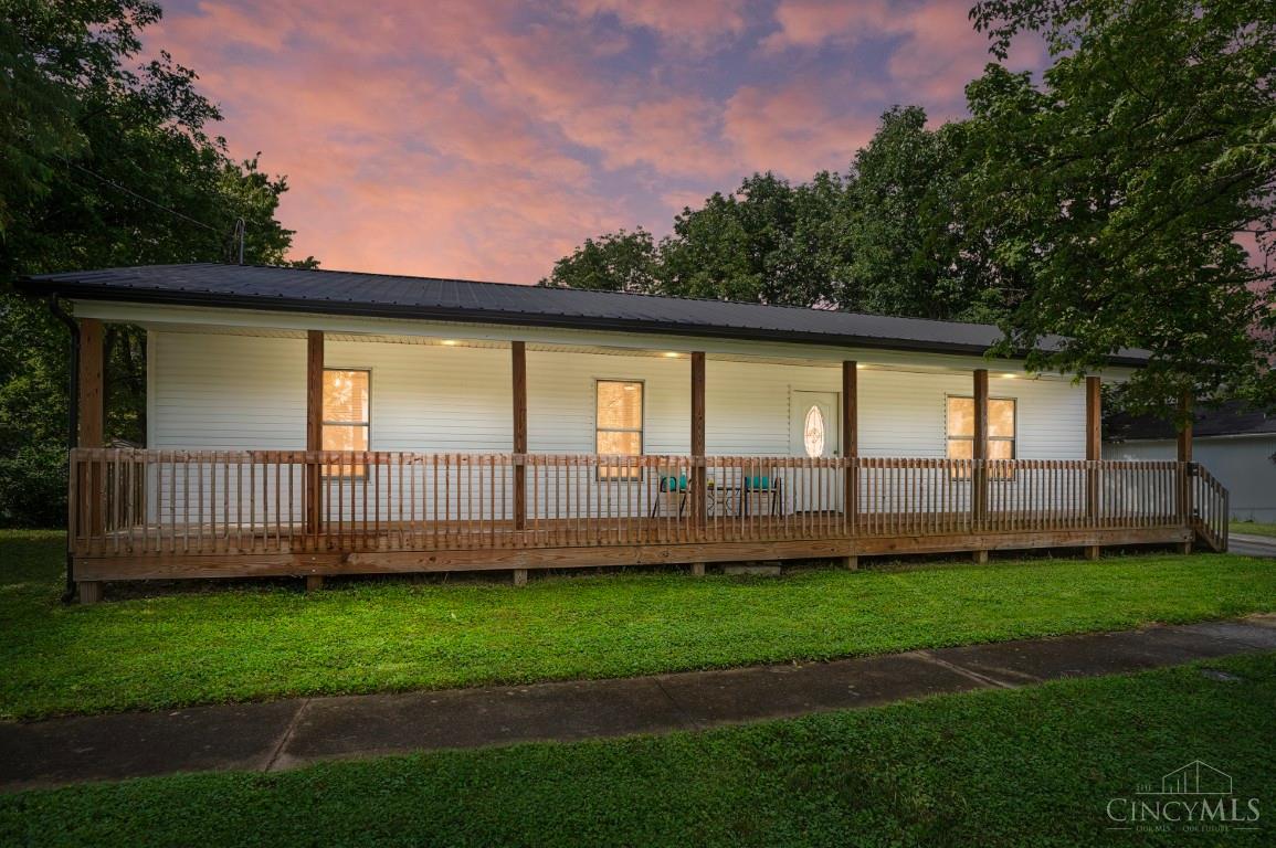 106 Central Avenue Property Photo 1