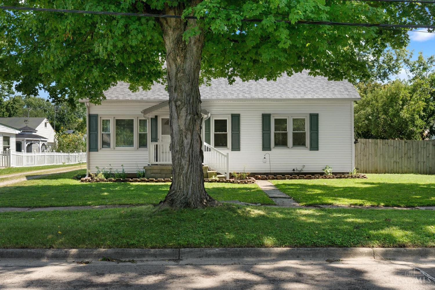 W 125 Fancy Street Property Photo 1