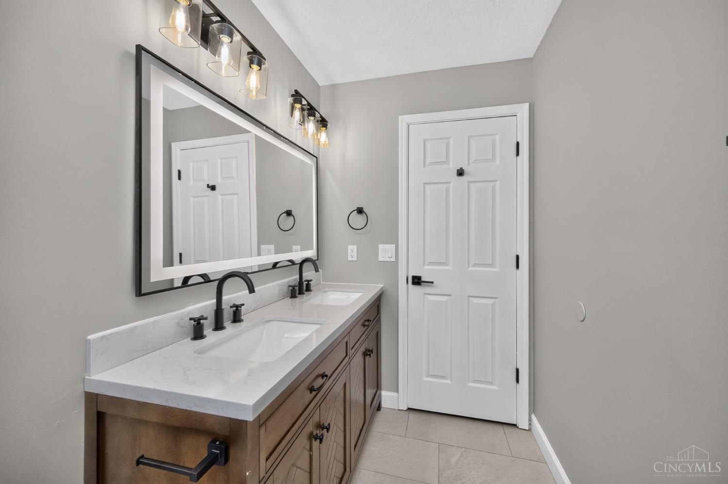 5801 Patrick Henry Drive Property Photo 25