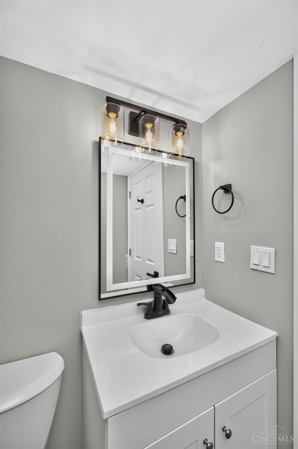 5801 Patrick Henry Drive Property Photo 47