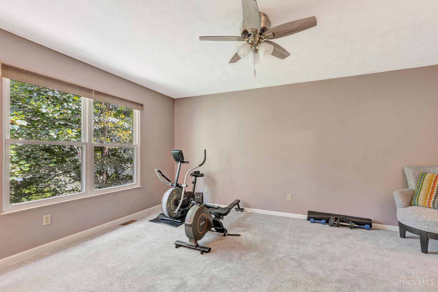 2352 Neeb Road Property Photo 18