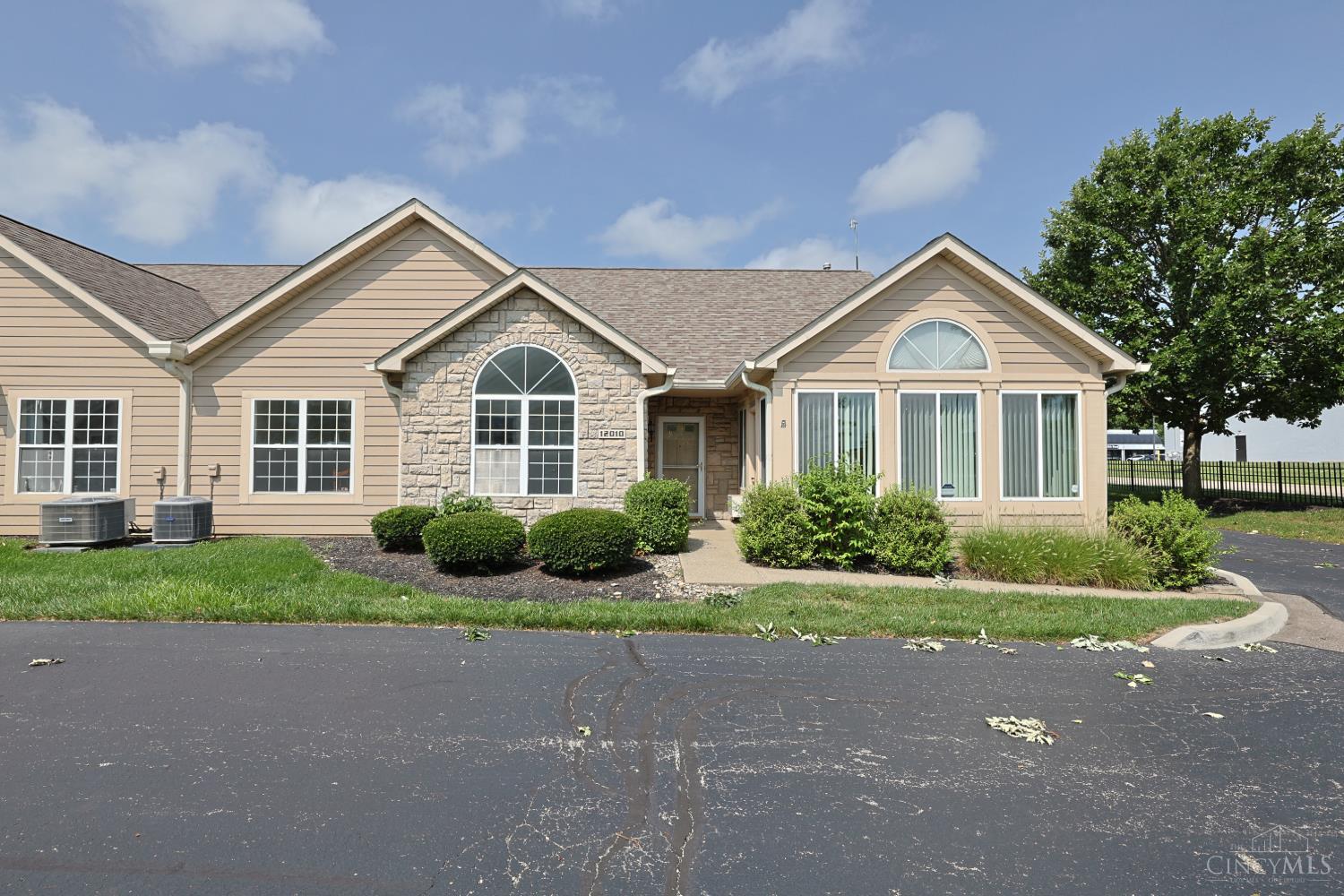 12010 Maxim Way Property Photo 1