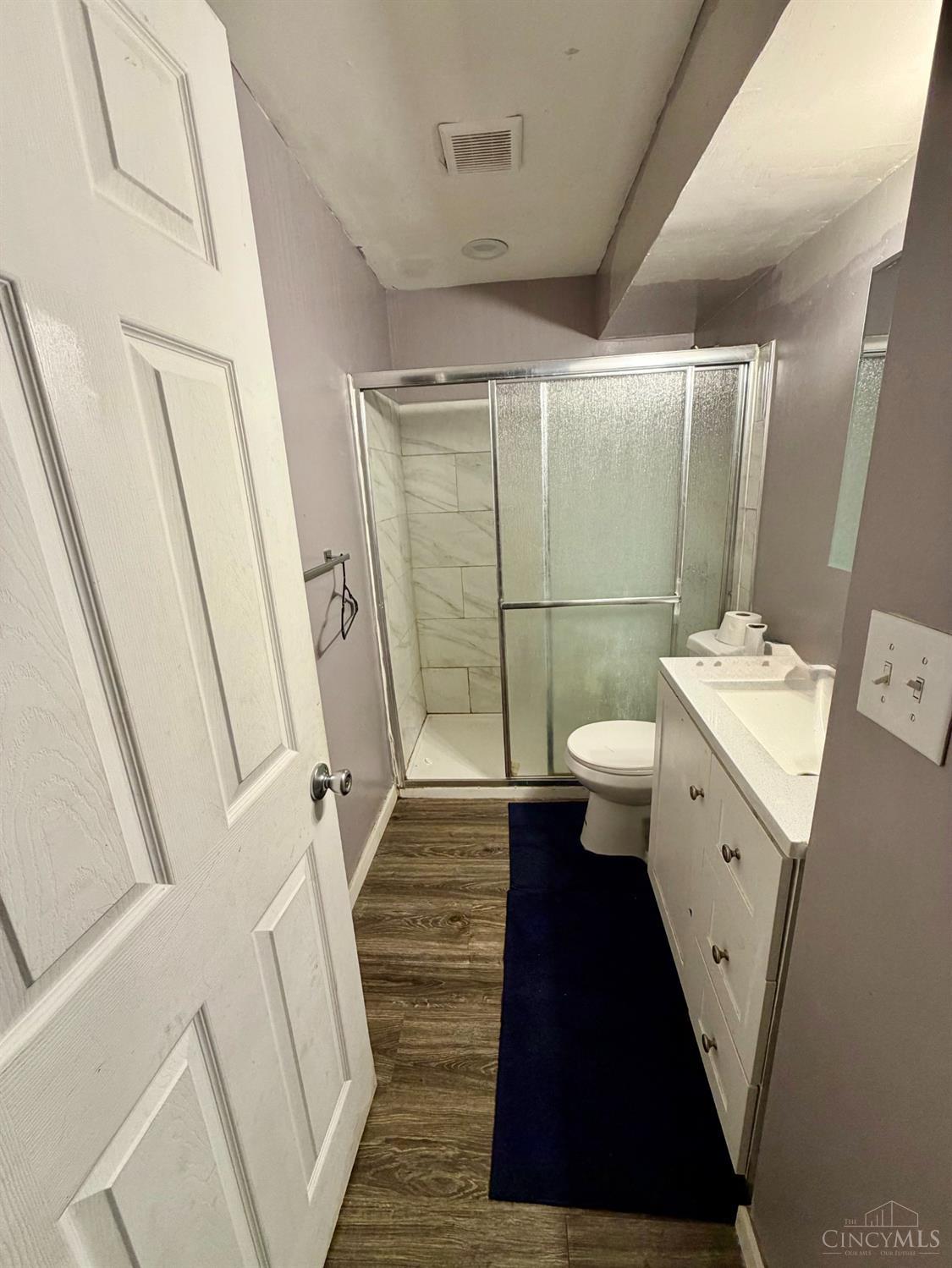 6230 Ridgeacres Drive Property Photo 13
