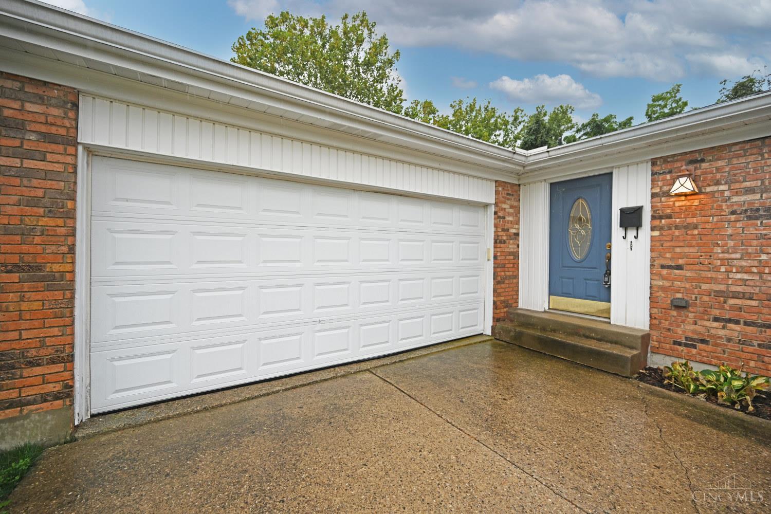 1925 Fullerton Drive Property Photo 4