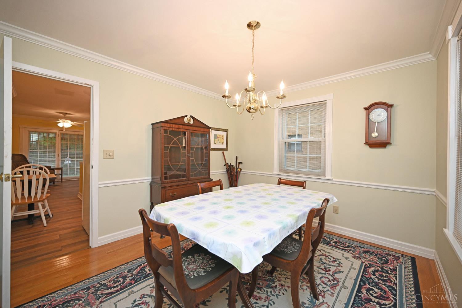 1925 Fullerton Drive Property Photo 11