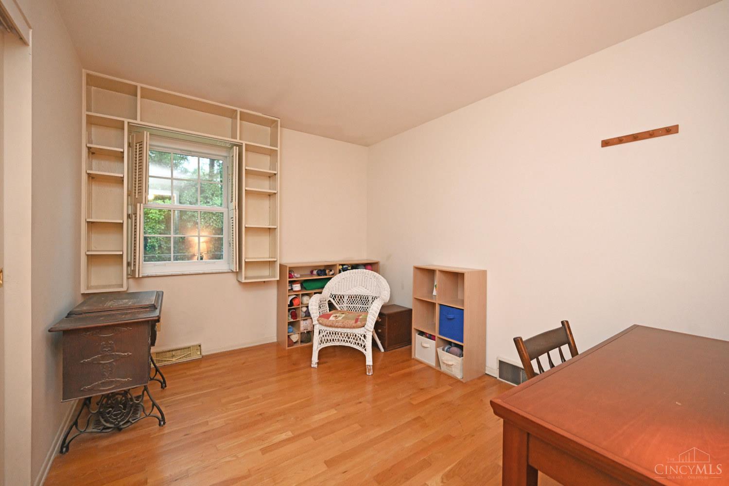 1925 Fullerton Drive Property Photo 36