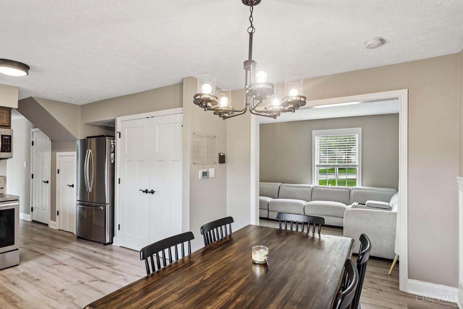 1125 Comanche Place Property Photo 8
