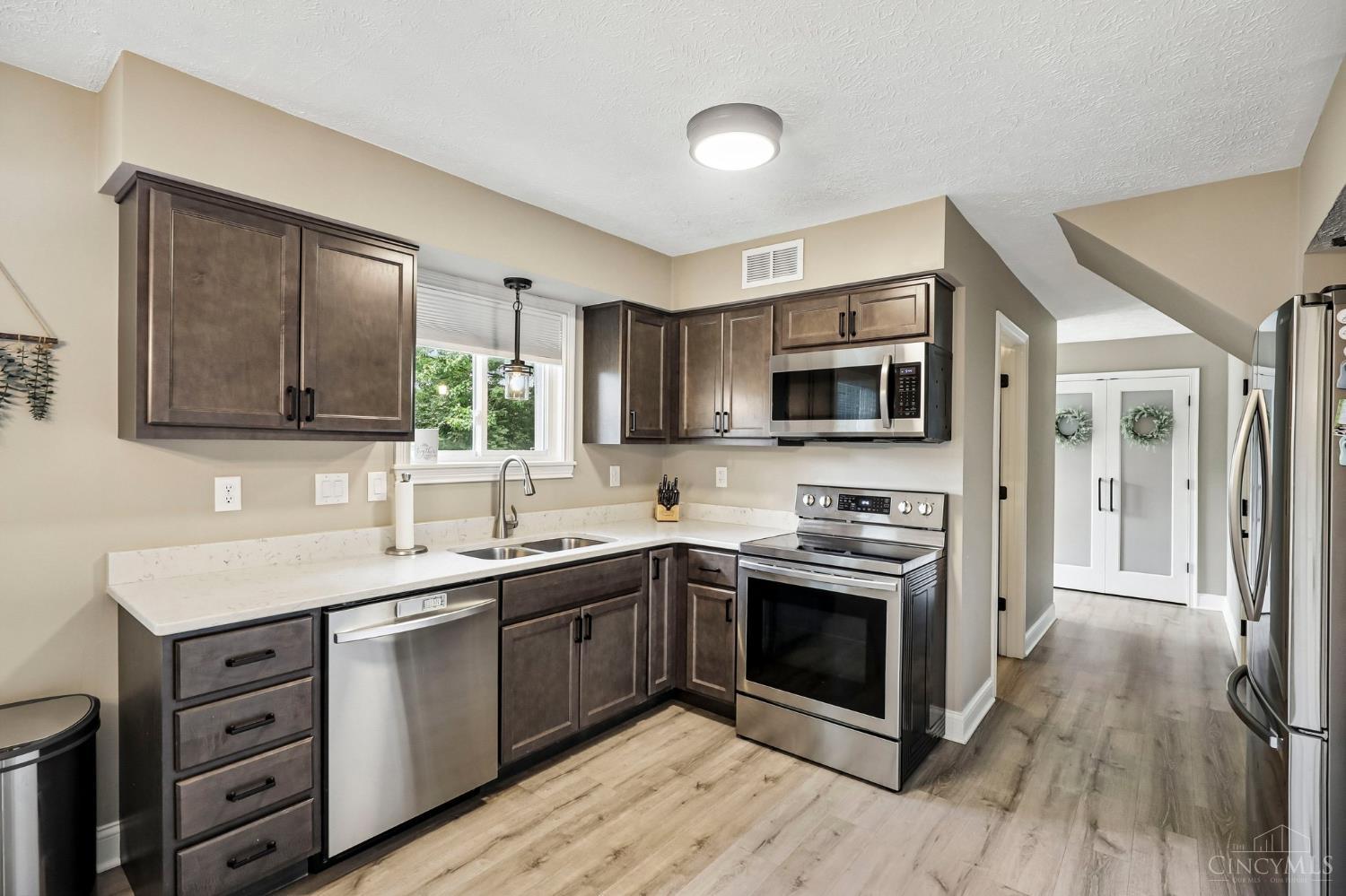 1125 Comanche Place Property Photo 10