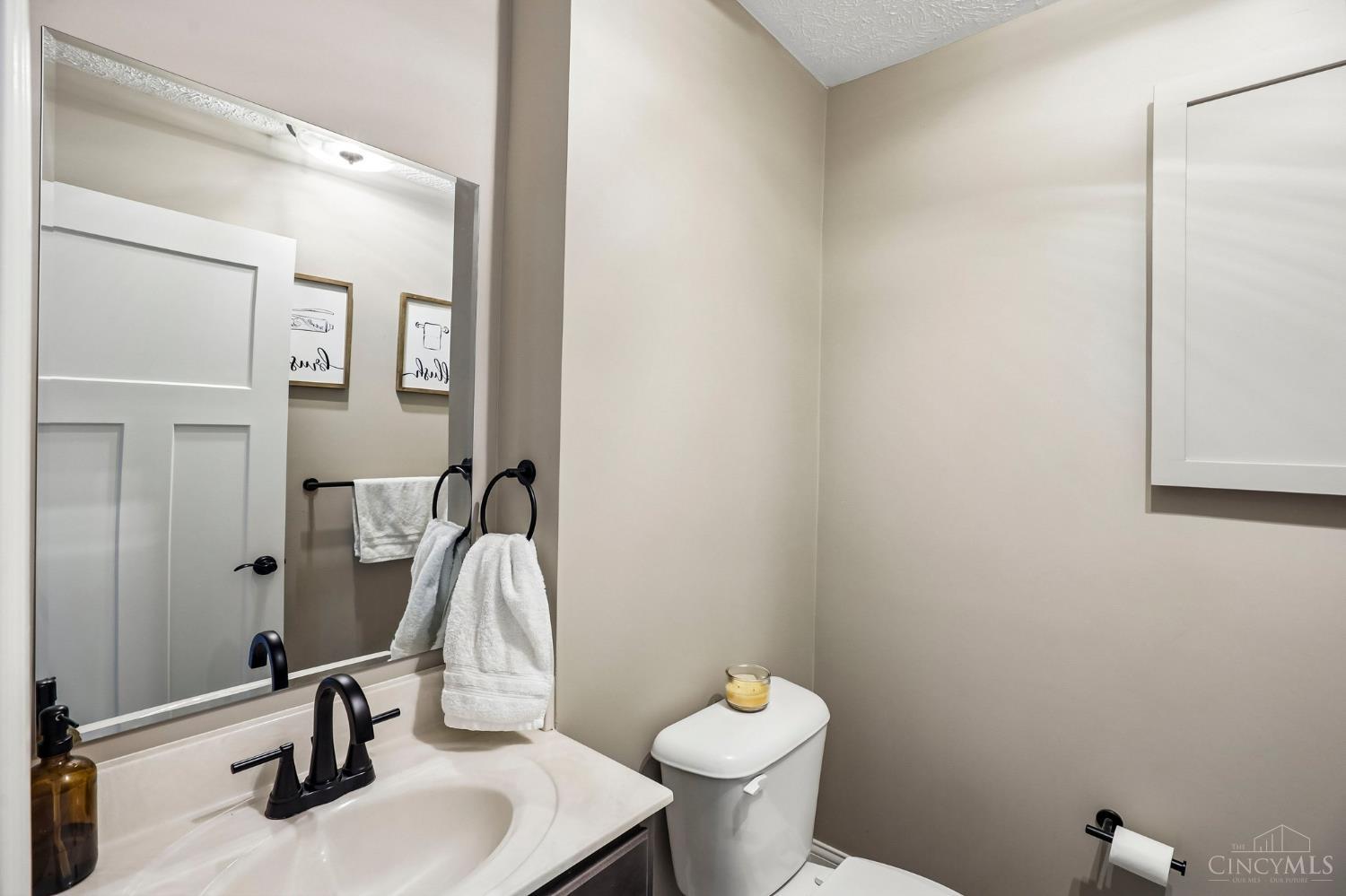 1125 Comanche Place Property Photo 17