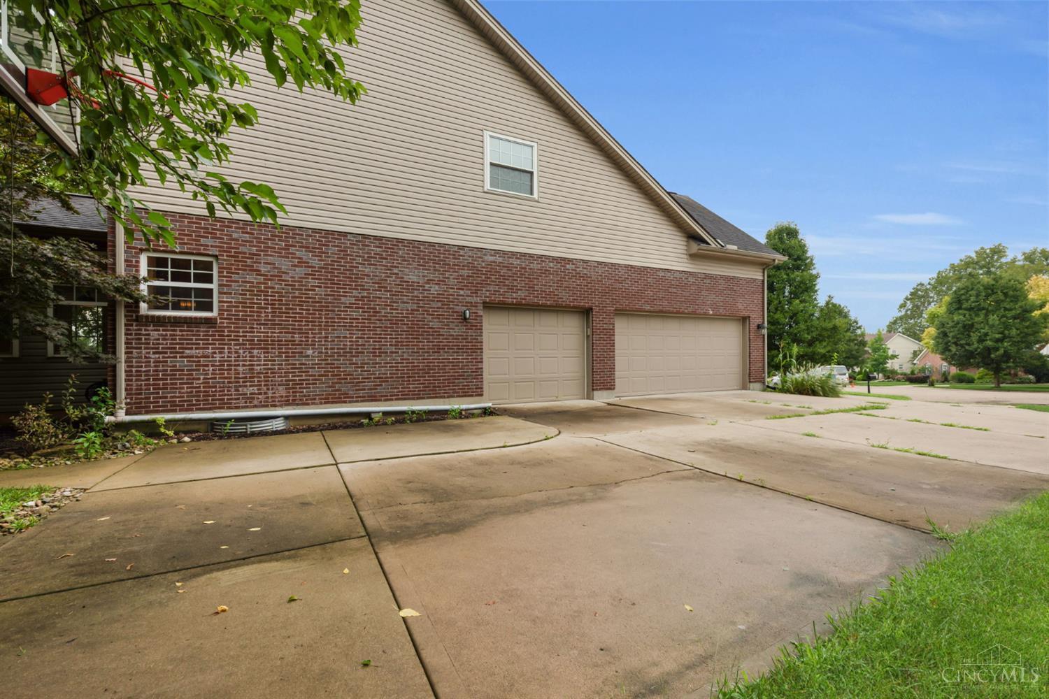 3346 Babson Court Property Photo 60