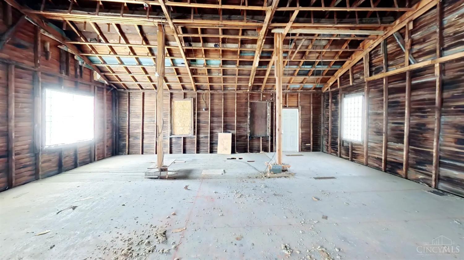 16 Gordan Avenue Property Photo 10