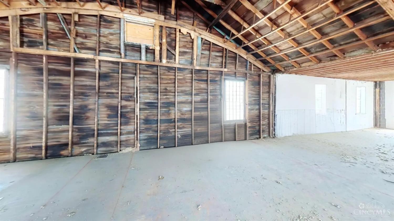 16 Gordan Avenue Property Photo 14