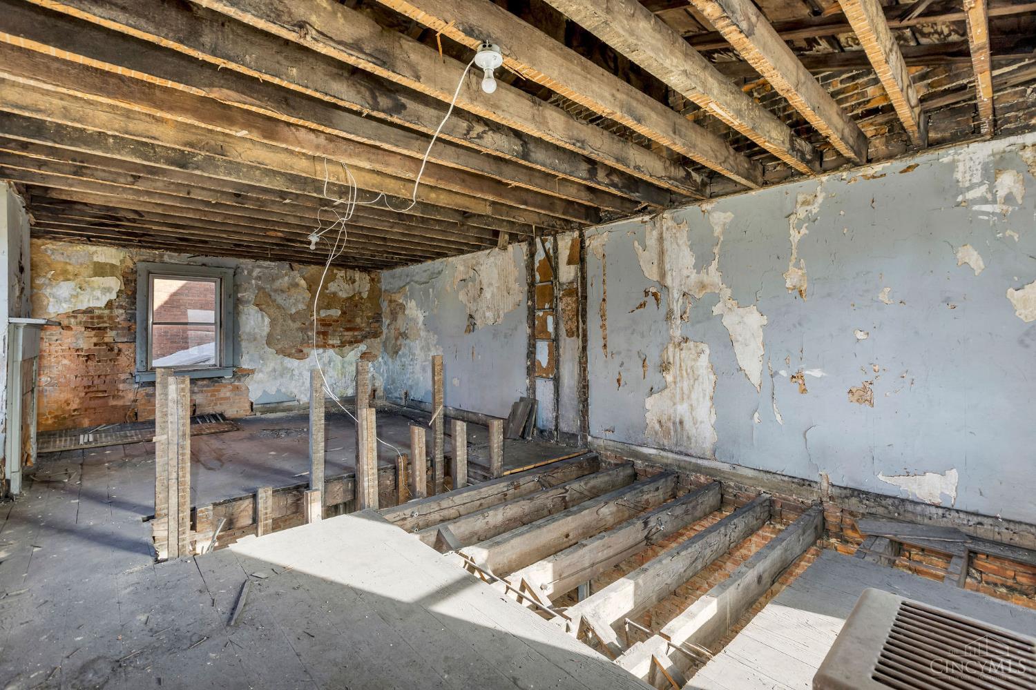 414 Central Avenue Property Photo 16