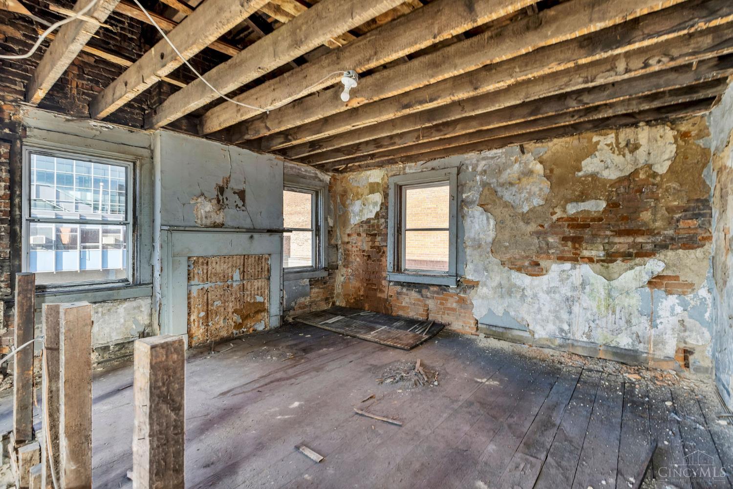 414 Central Avenue Property Photo 18