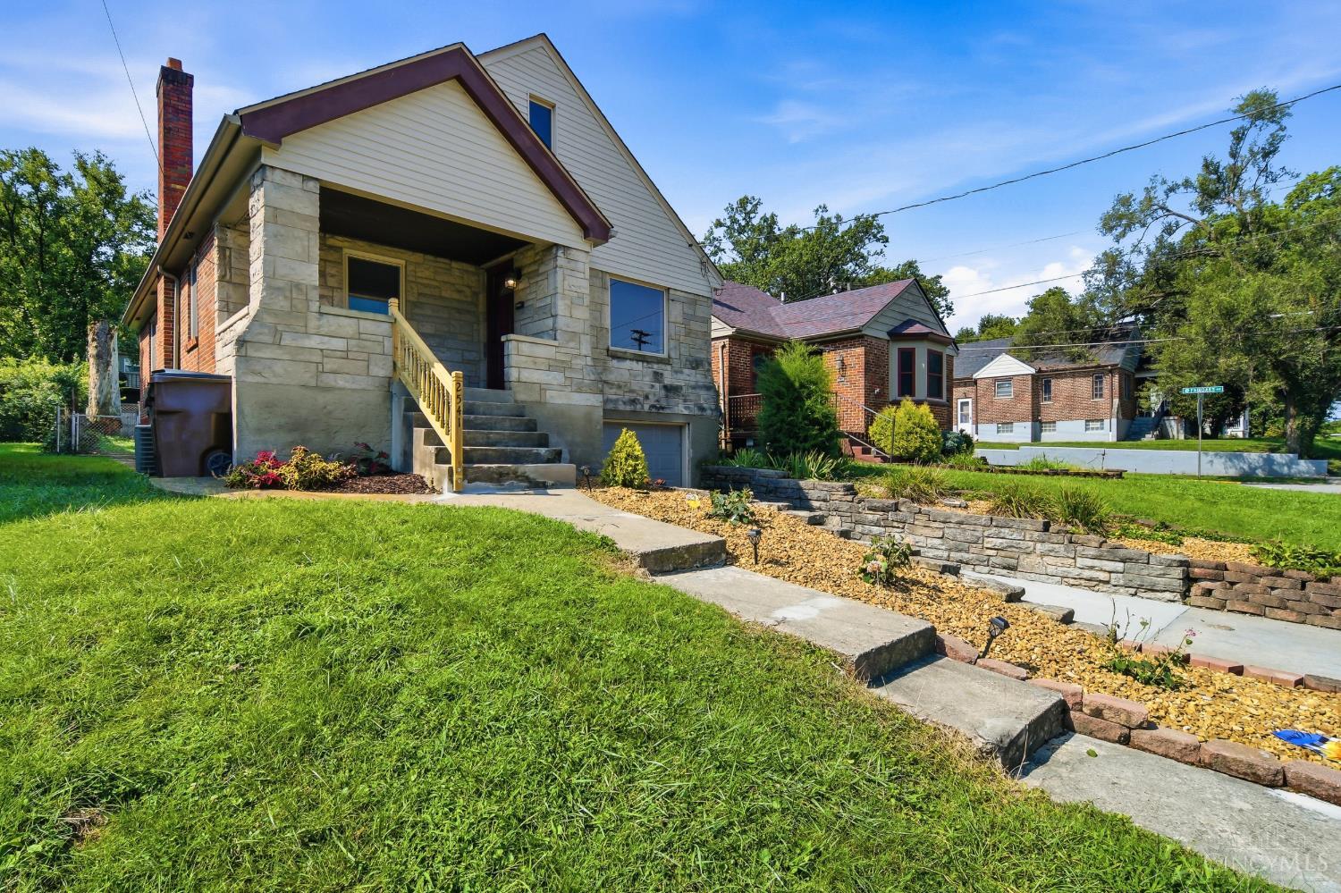 2541 Losantiville Avenue Property Photo 1