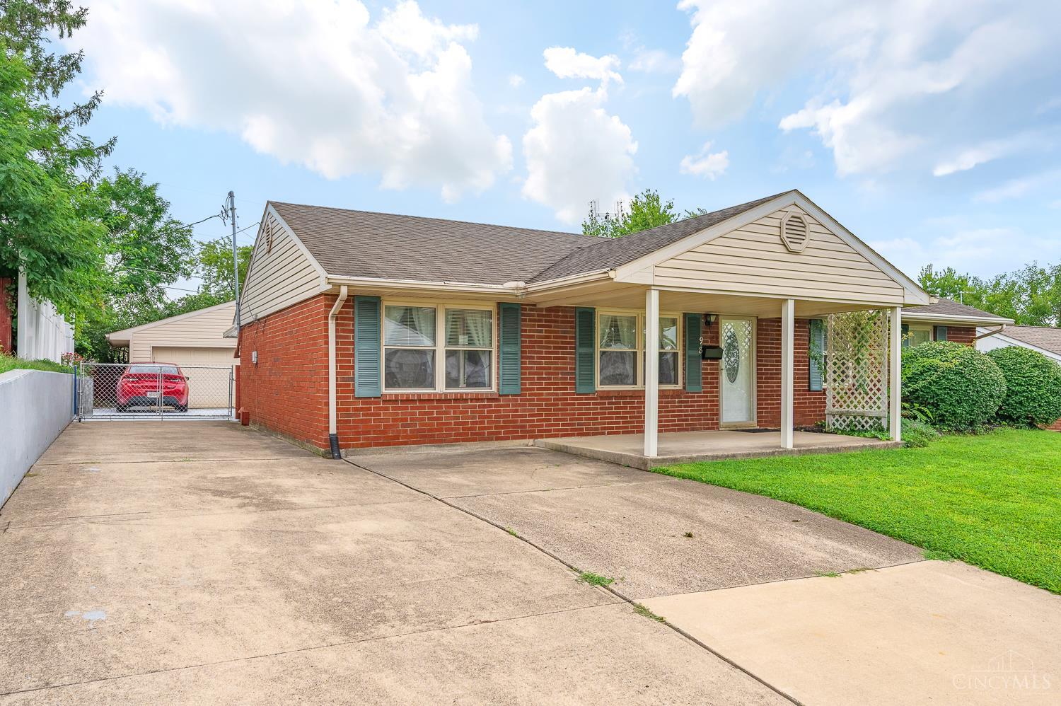 98 Moore Drive Property Photo 2
