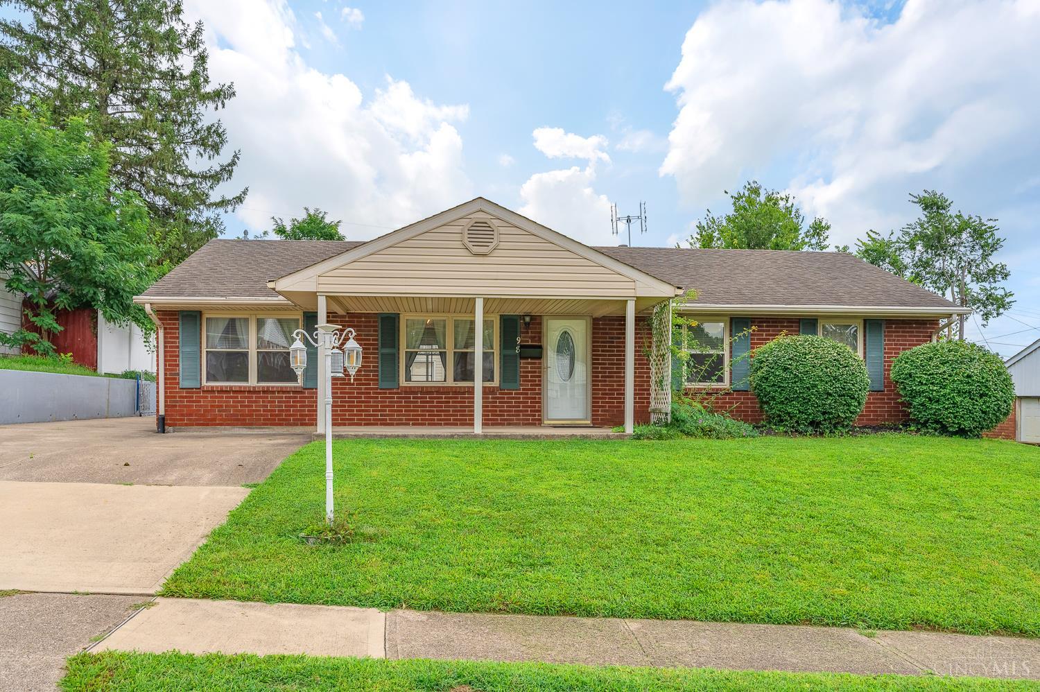 98 Moore Drive Property Photo 3