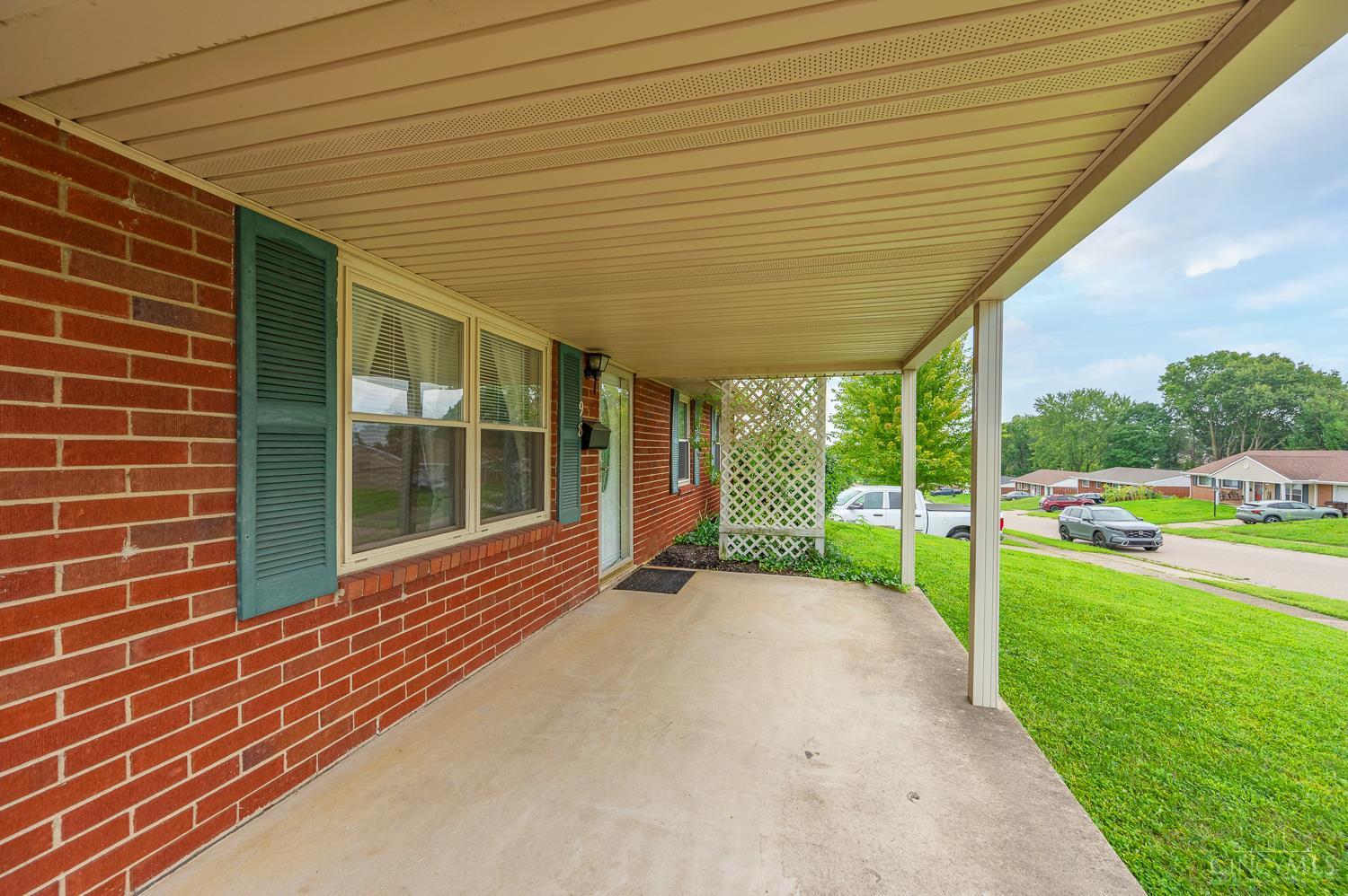 98 Moore Drive Property Photo 6