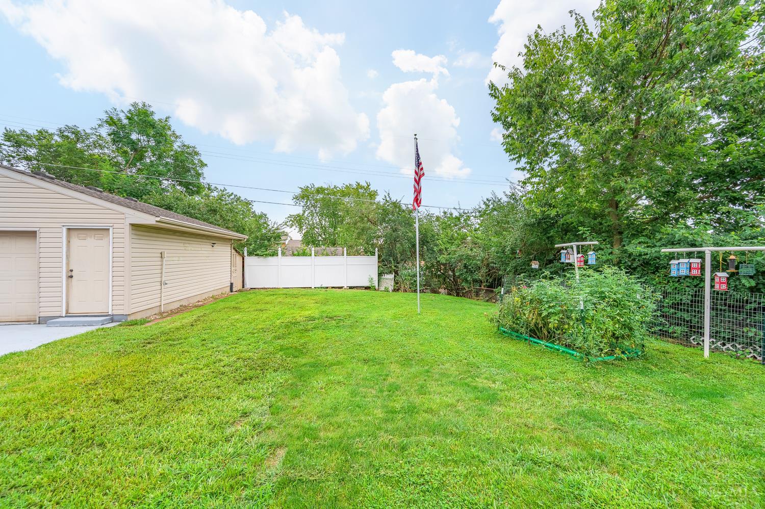 98 Moore Drive Property Photo 16