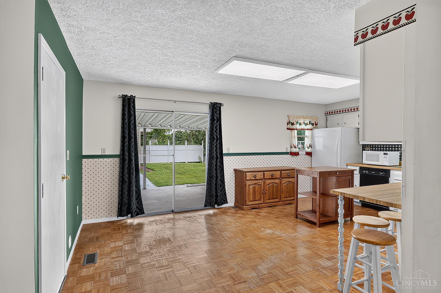 98 Moore Drive Property Photo 31