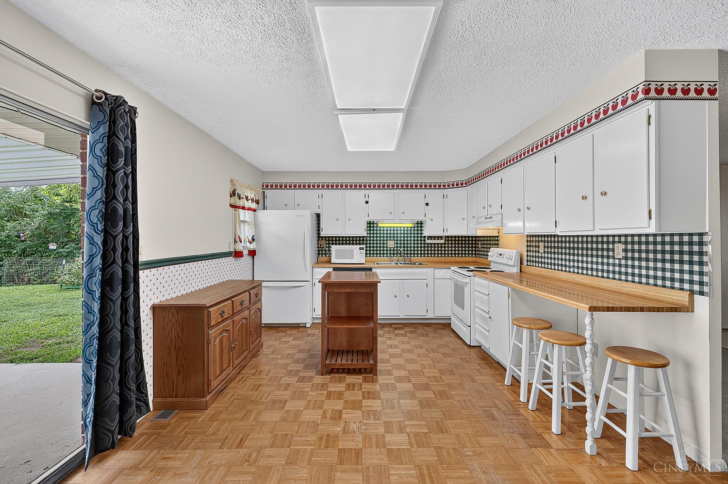 98 Moore Drive Property Photo 35