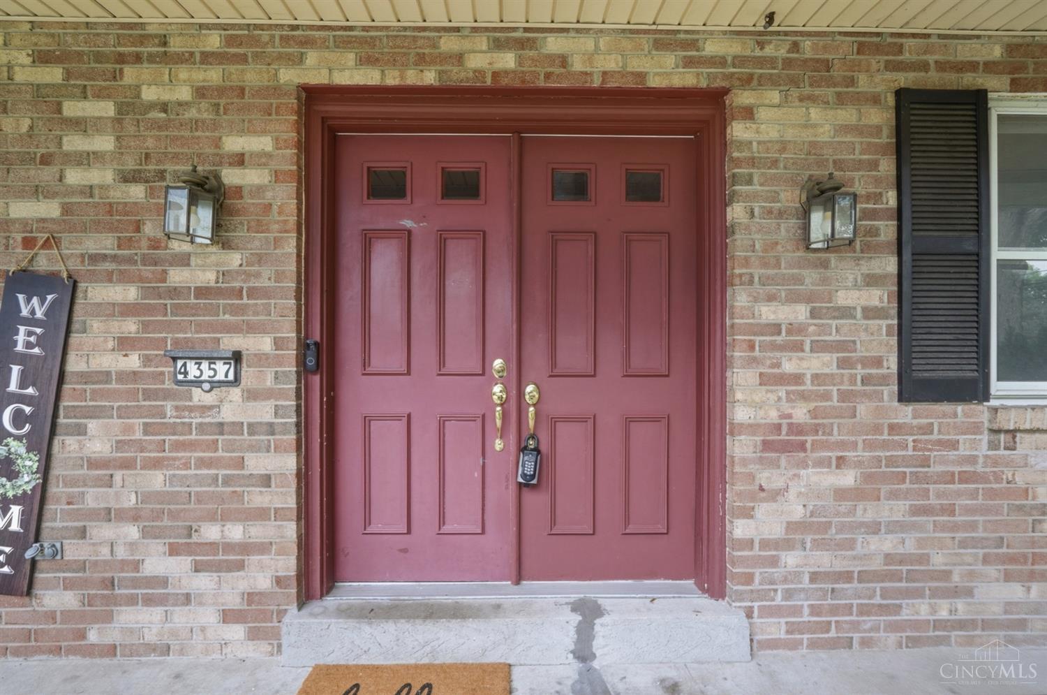 4357 Hubble Road Property Photo 4