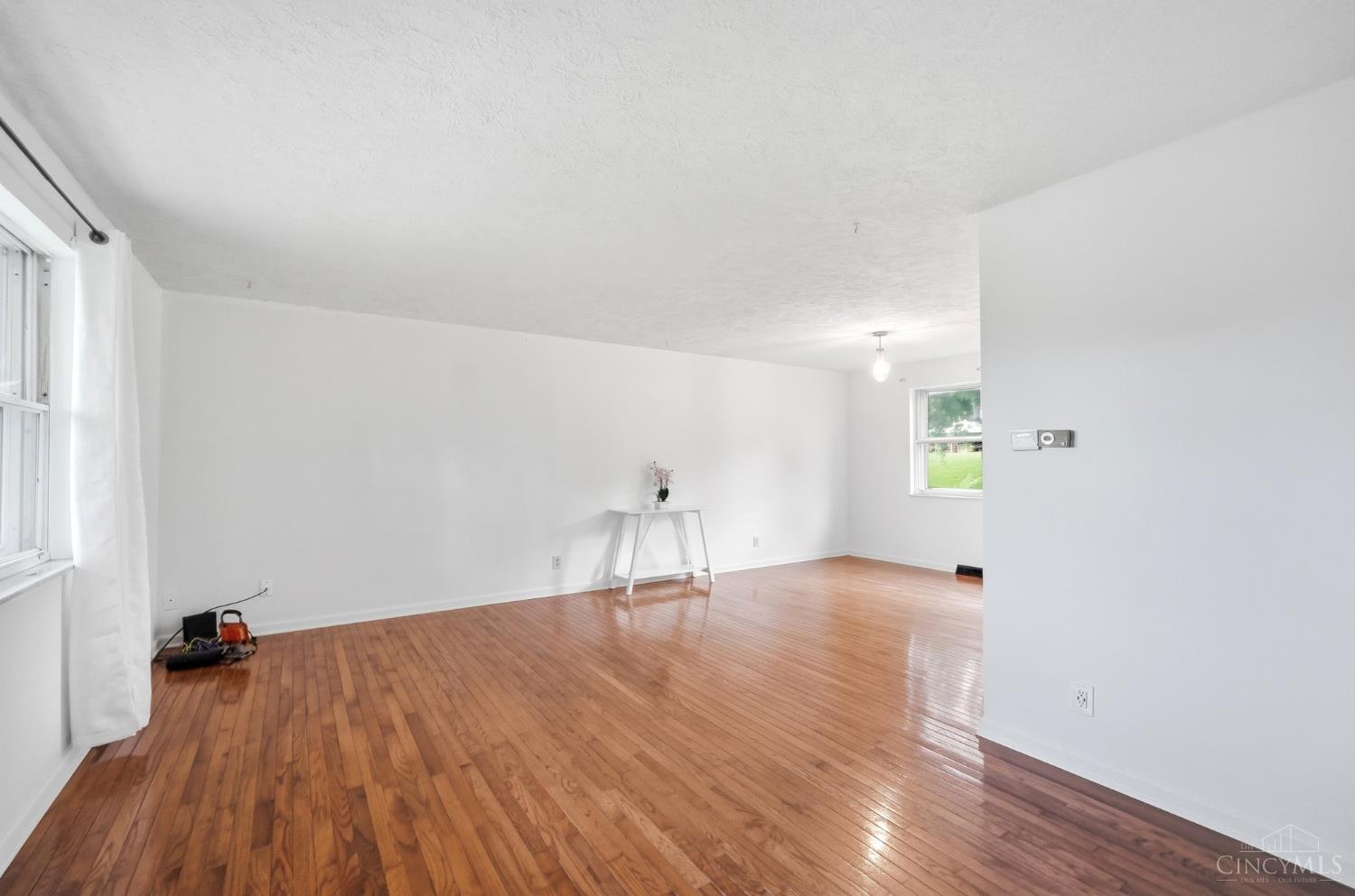 4357 Hubble Road Property Photo 6