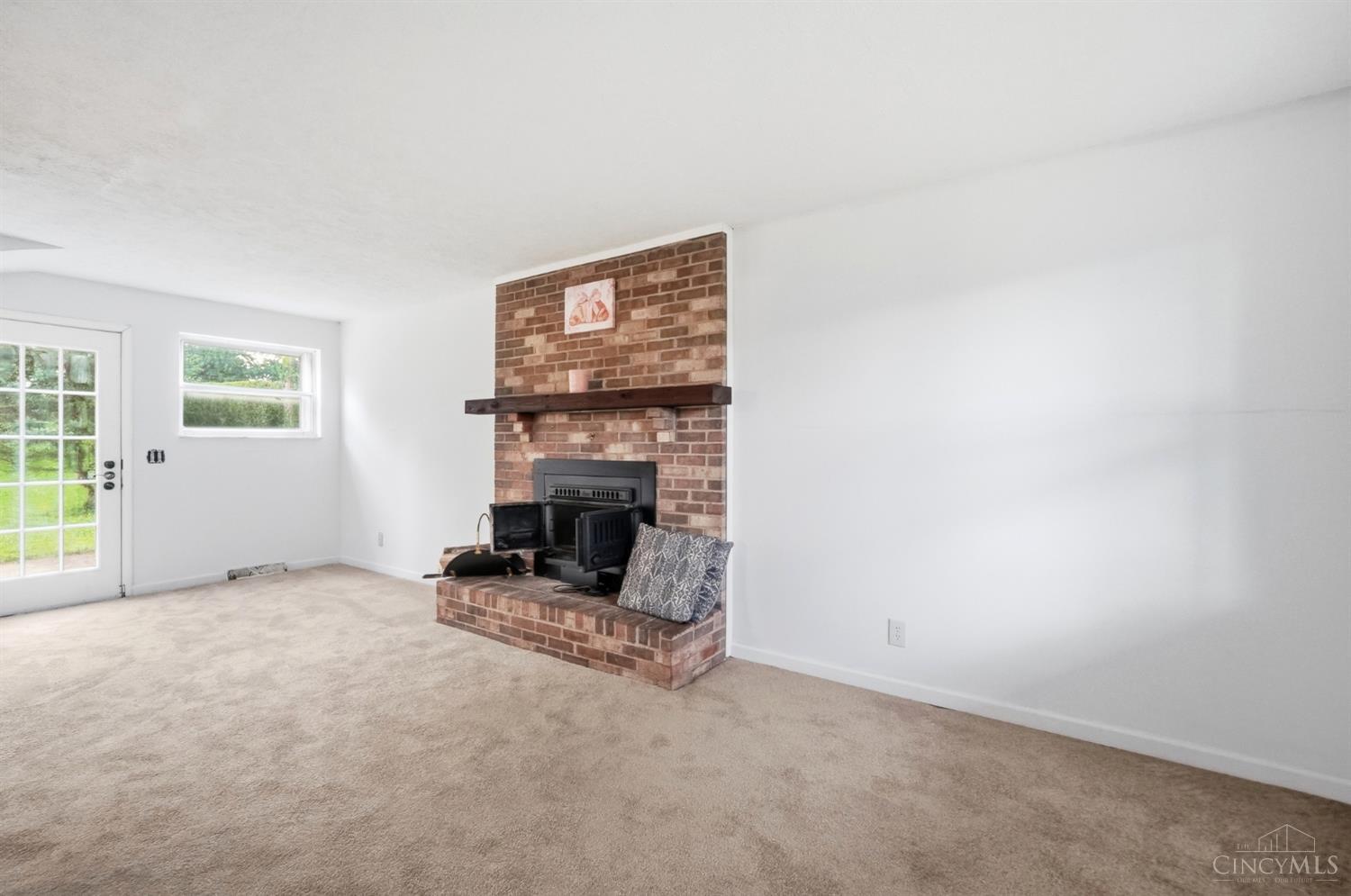 4357 Hubble Road Property Photo 12