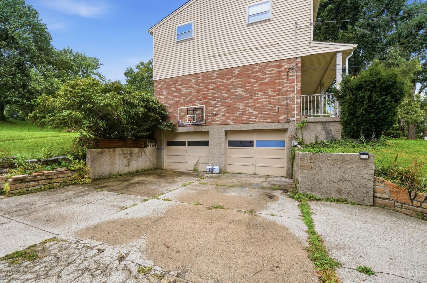 4357 Hubble Road Property Photo 34