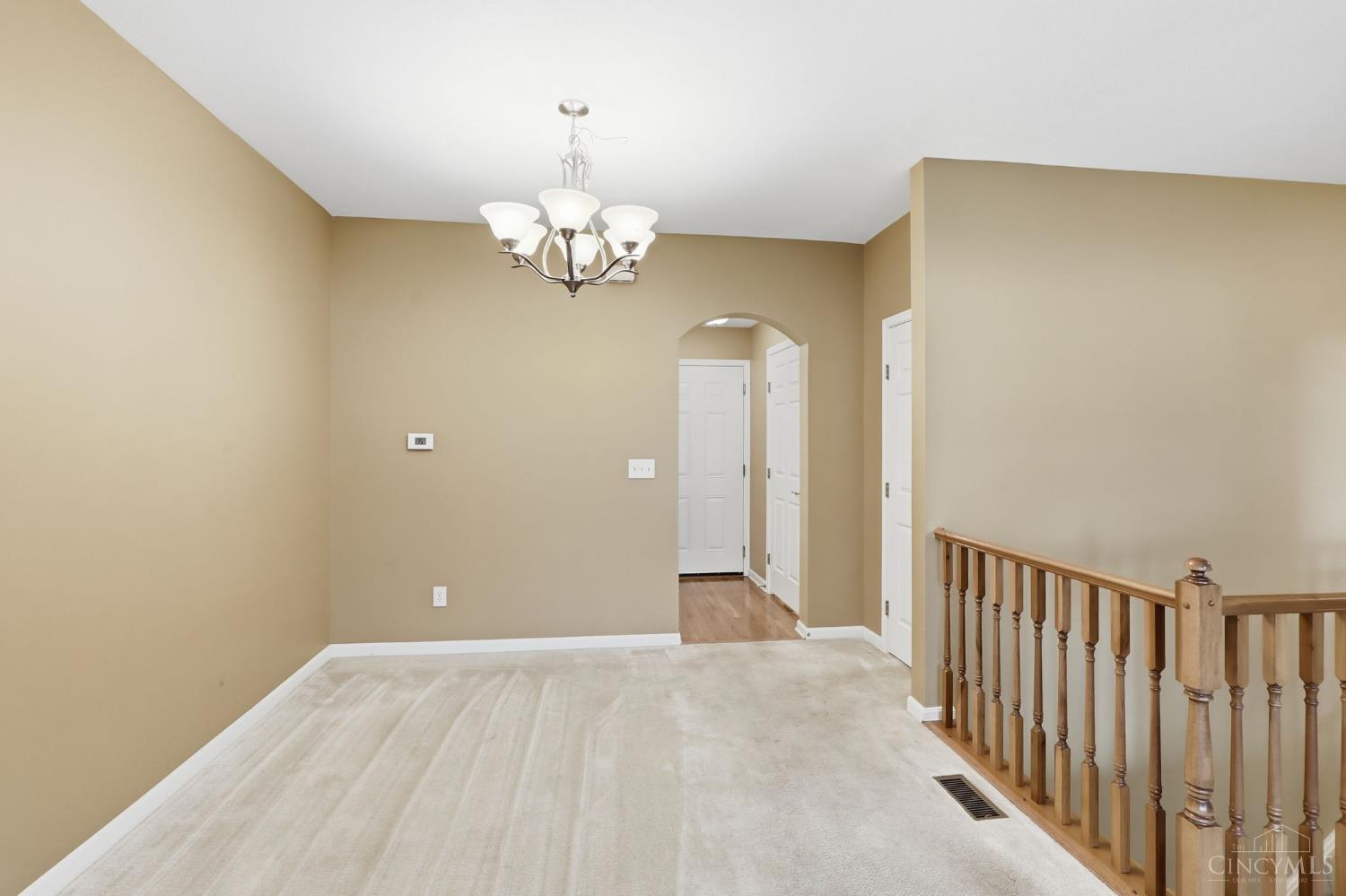 7886 Bridge Point Drive Property Photo 9