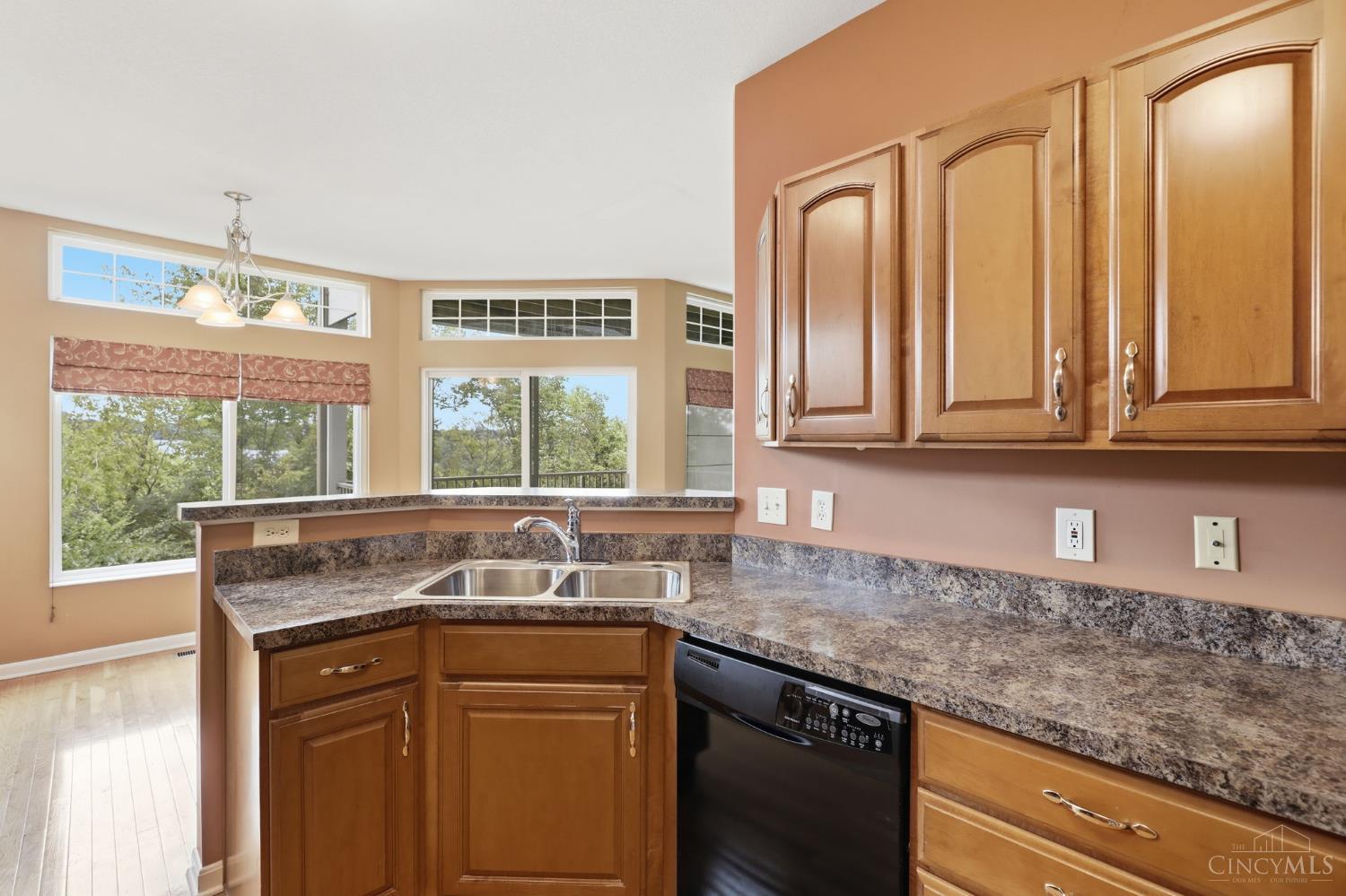 7886 Bridge Point Drive Property Photo 17