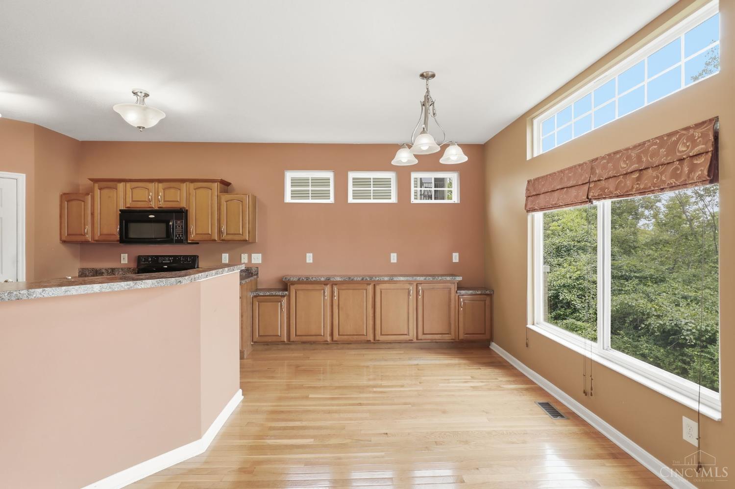 7886 Bridge Point Drive Property Photo 21