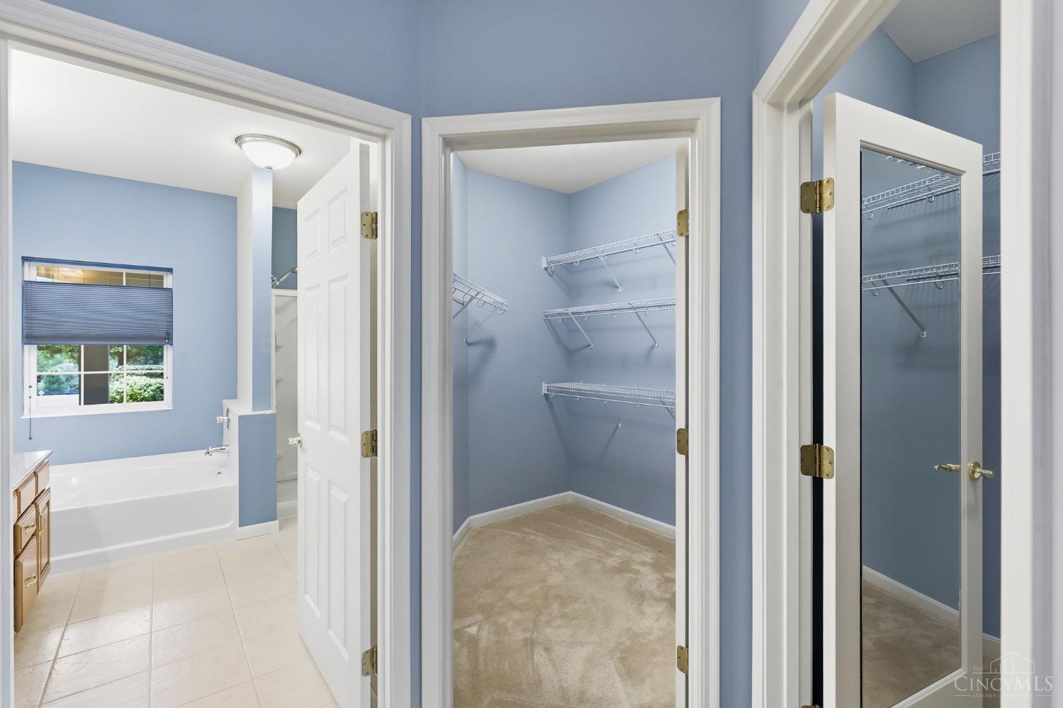 7886 Bridge Point Drive Property Photo 28