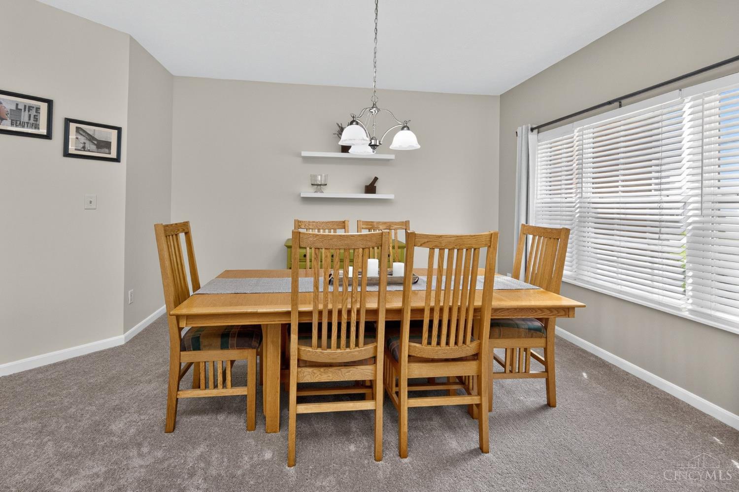 926 Birch Grove Property Photo 7