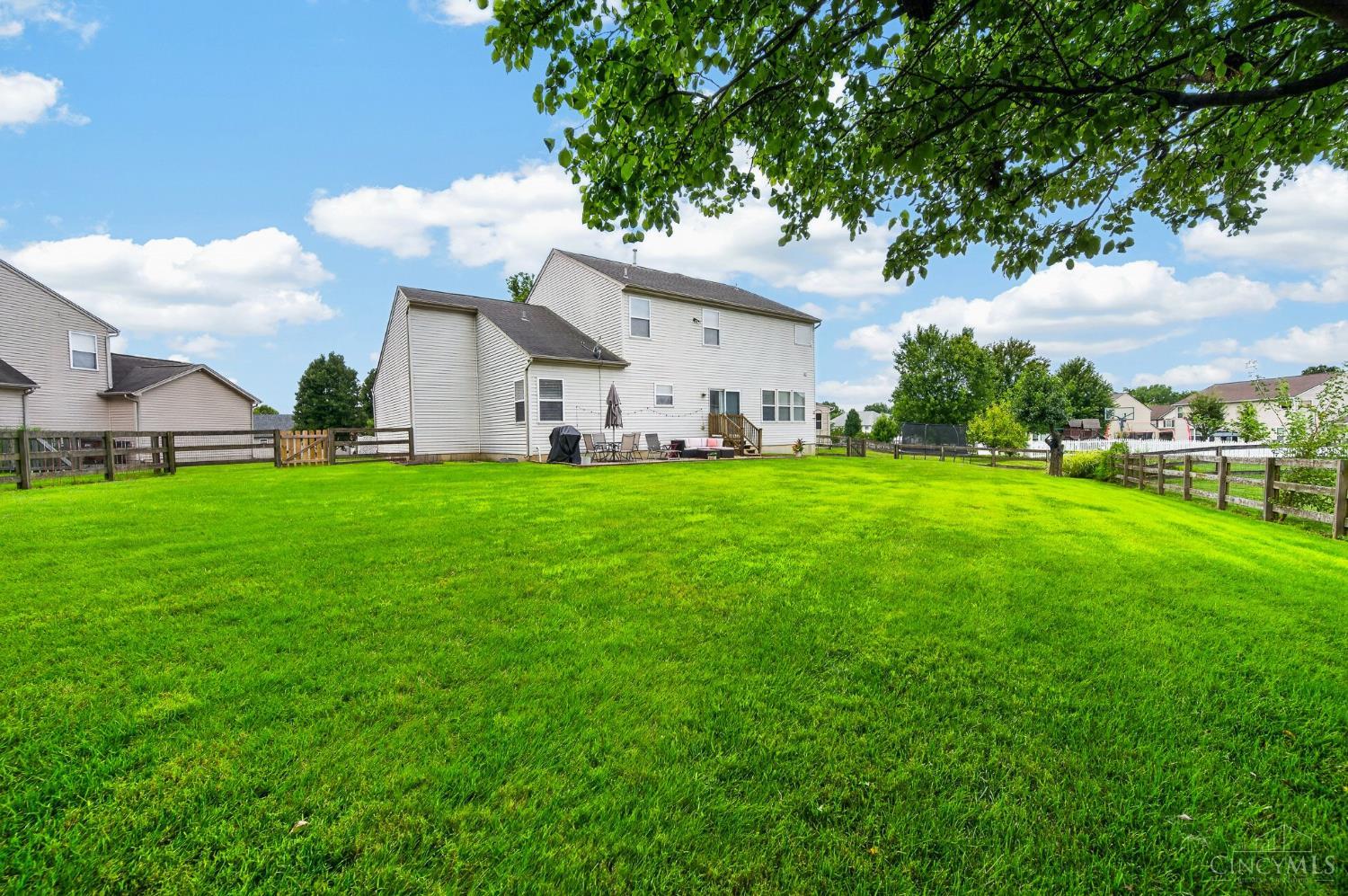 926 Birch Grove Property Photo 44