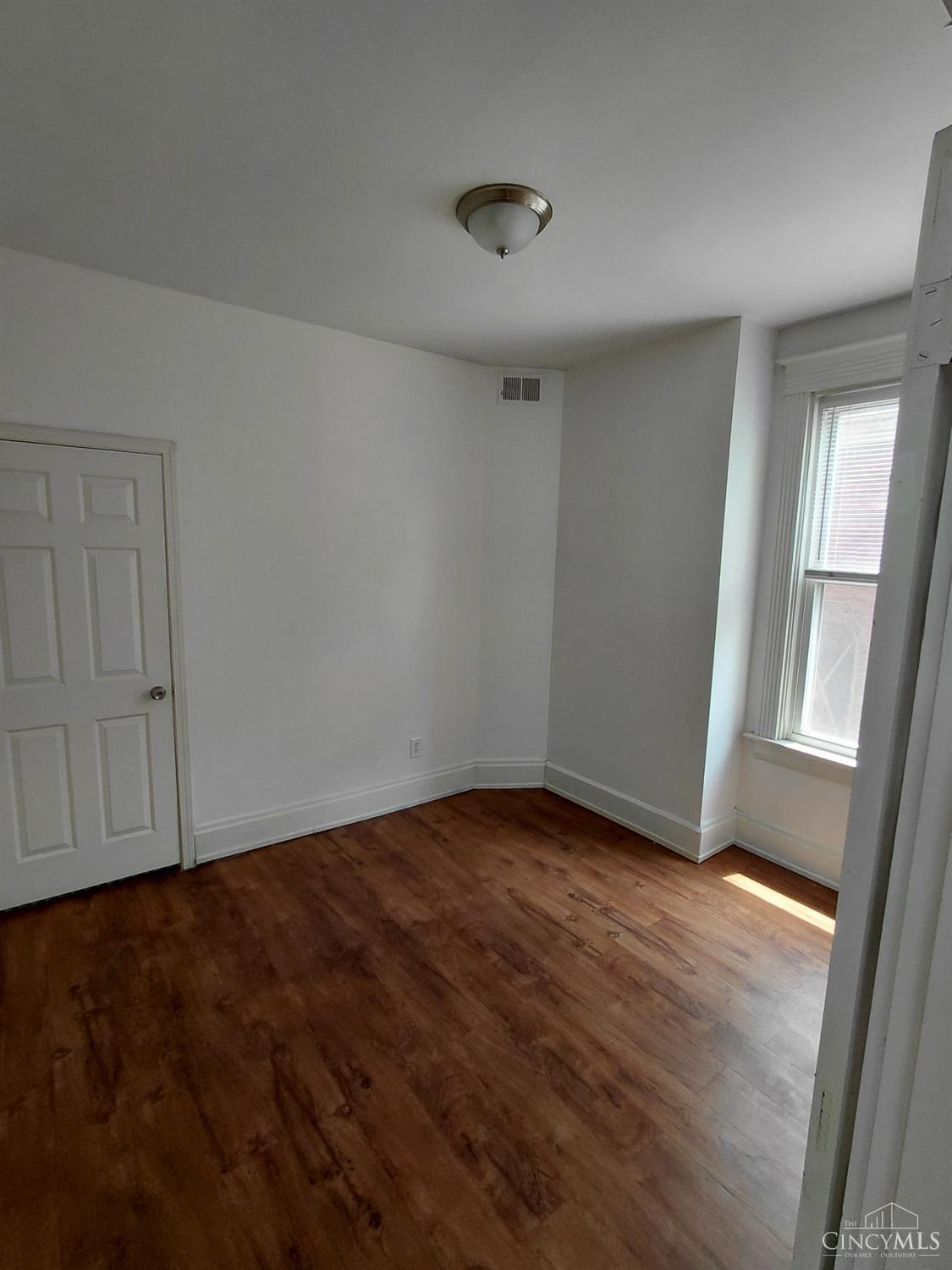 15 Bertus Street Property Photo 11