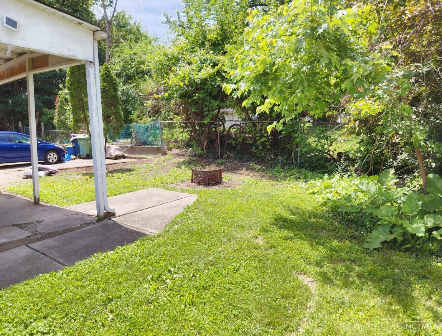 15 Bertus Street Property Photo 23