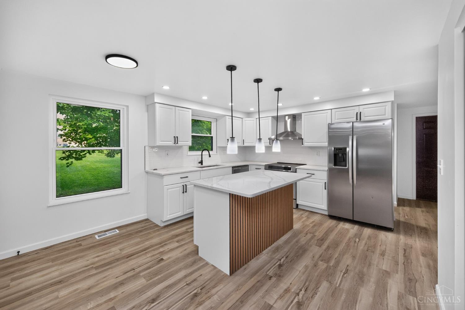 12022 Kenn Road Property Photo 12