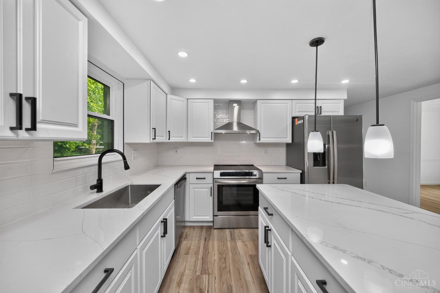 12022 Kenn Road Property Photo 13